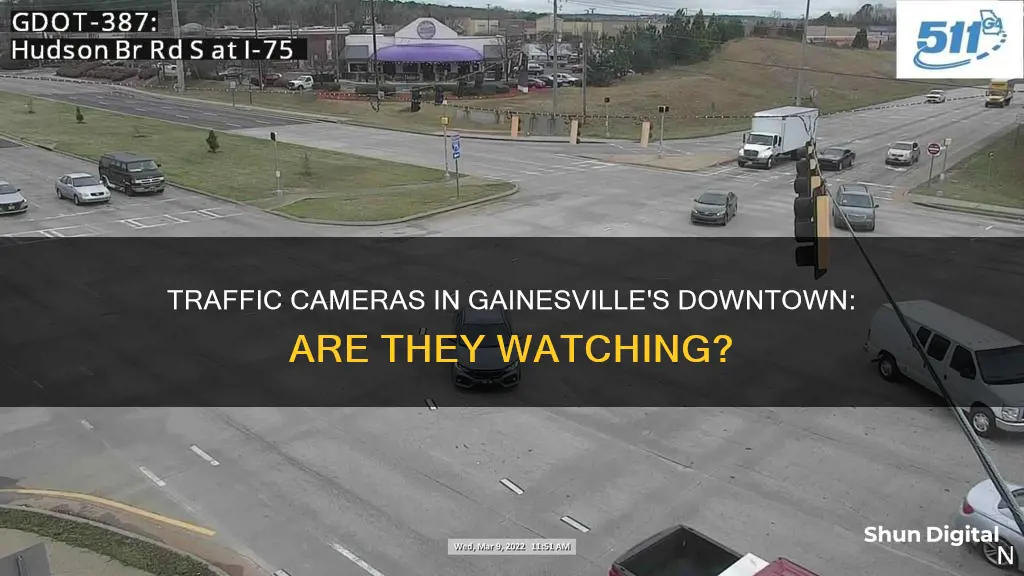 are there traffic cameras in gainesville downtown