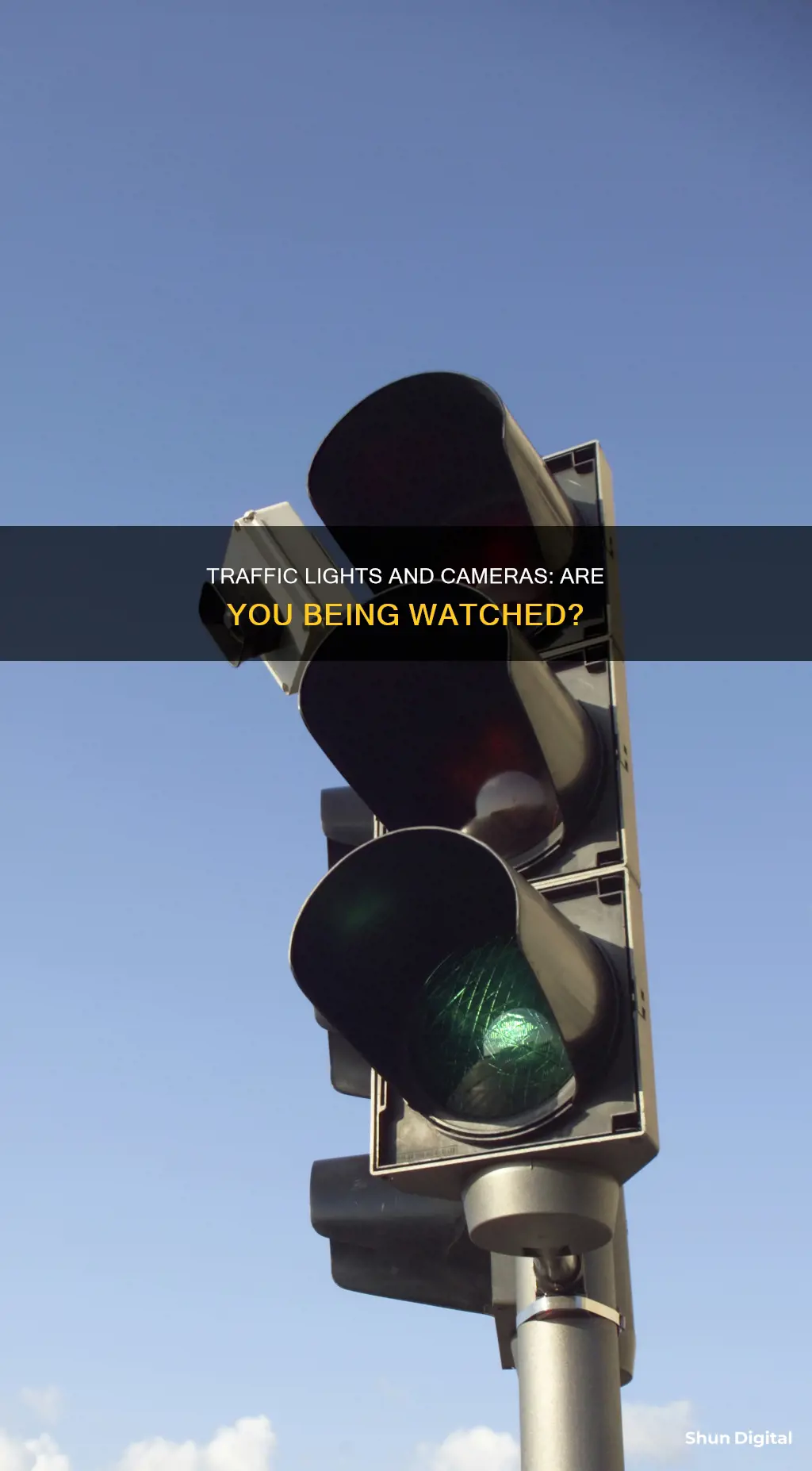 do traffic signals have cameras