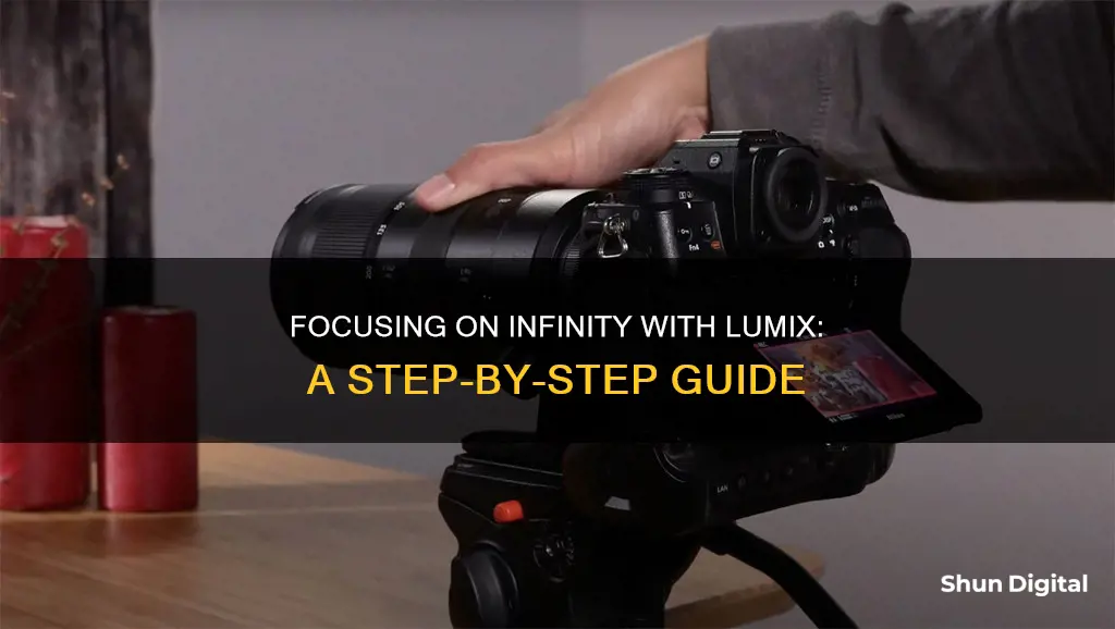 how to focus on infinity lumix camera