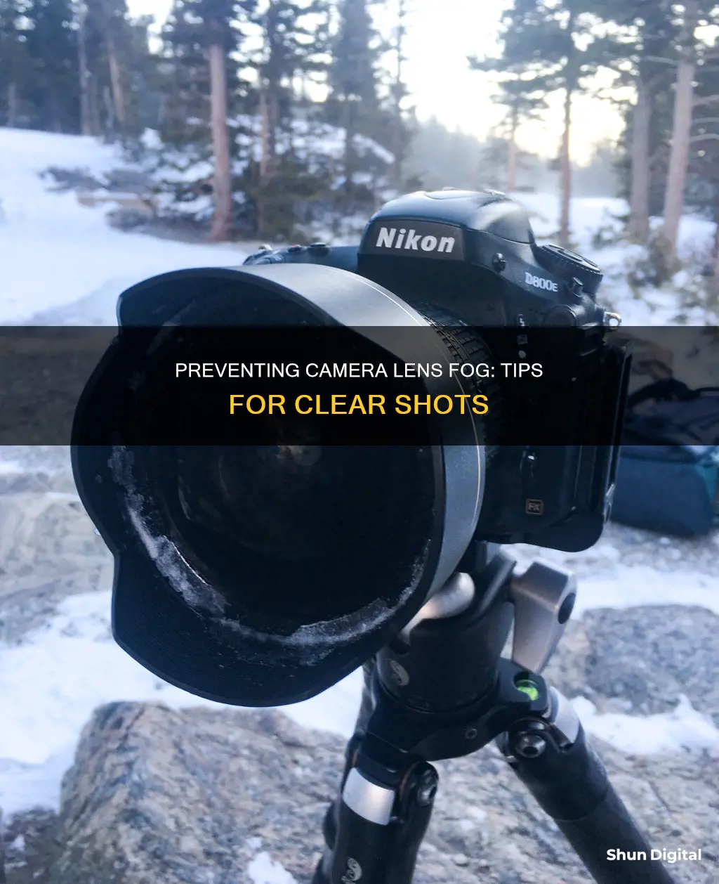 how to keep camera lenses from fogging