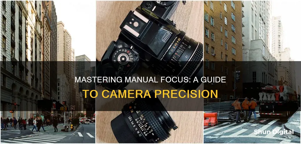 how to manually focus a camera