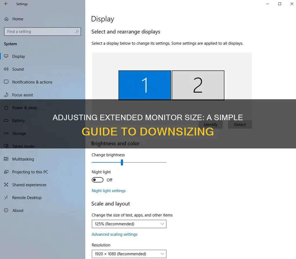 how to shrink size of extended monitor