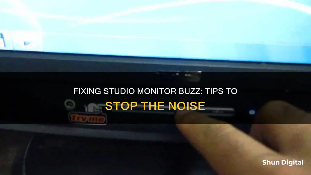 how to stop studio monitors from buzzing