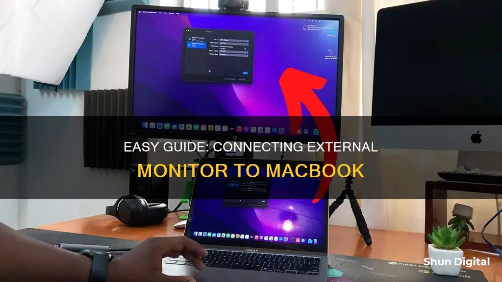 how to switch external monitor macbook