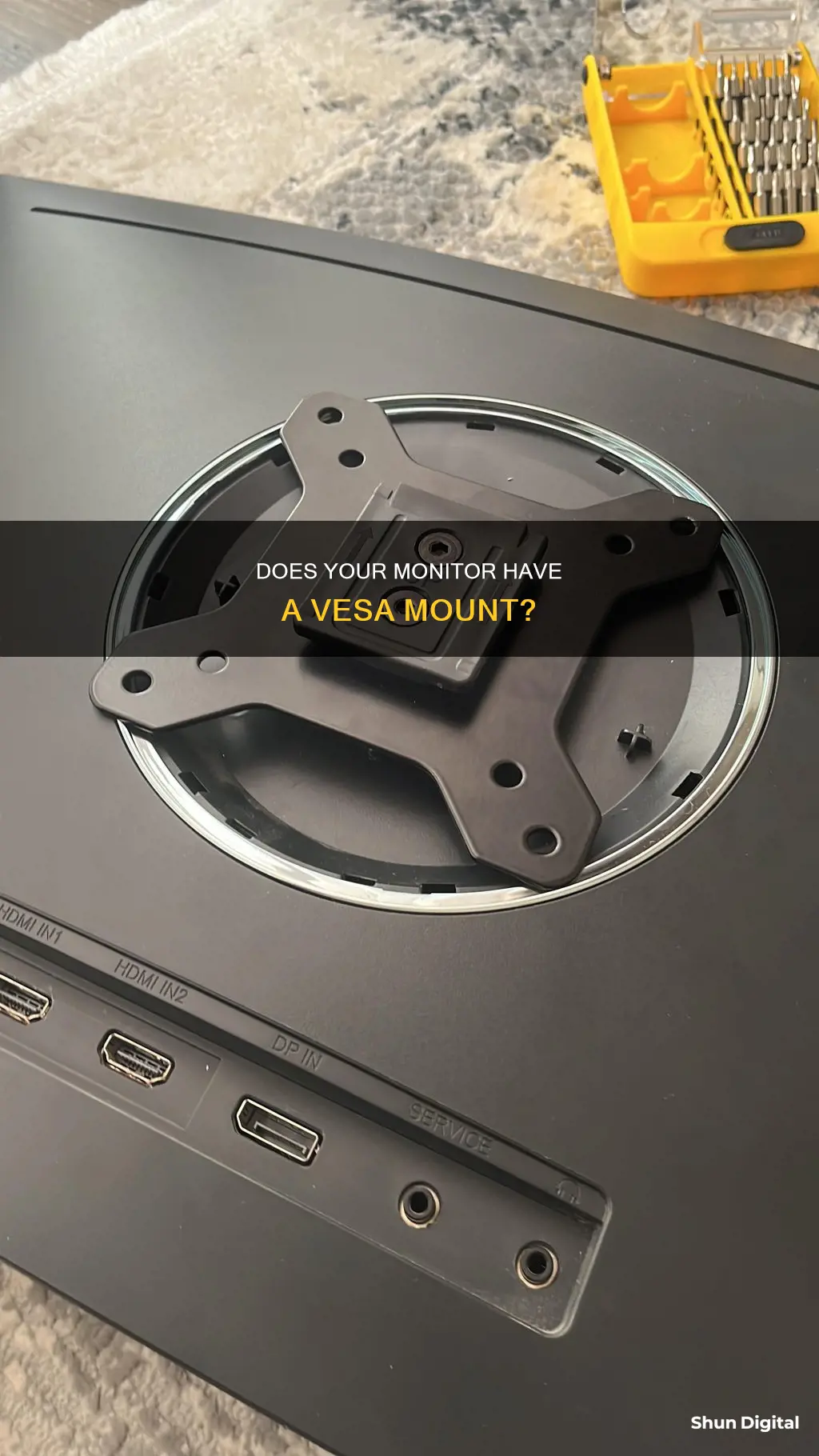 how to tell if monitor has vesa mount